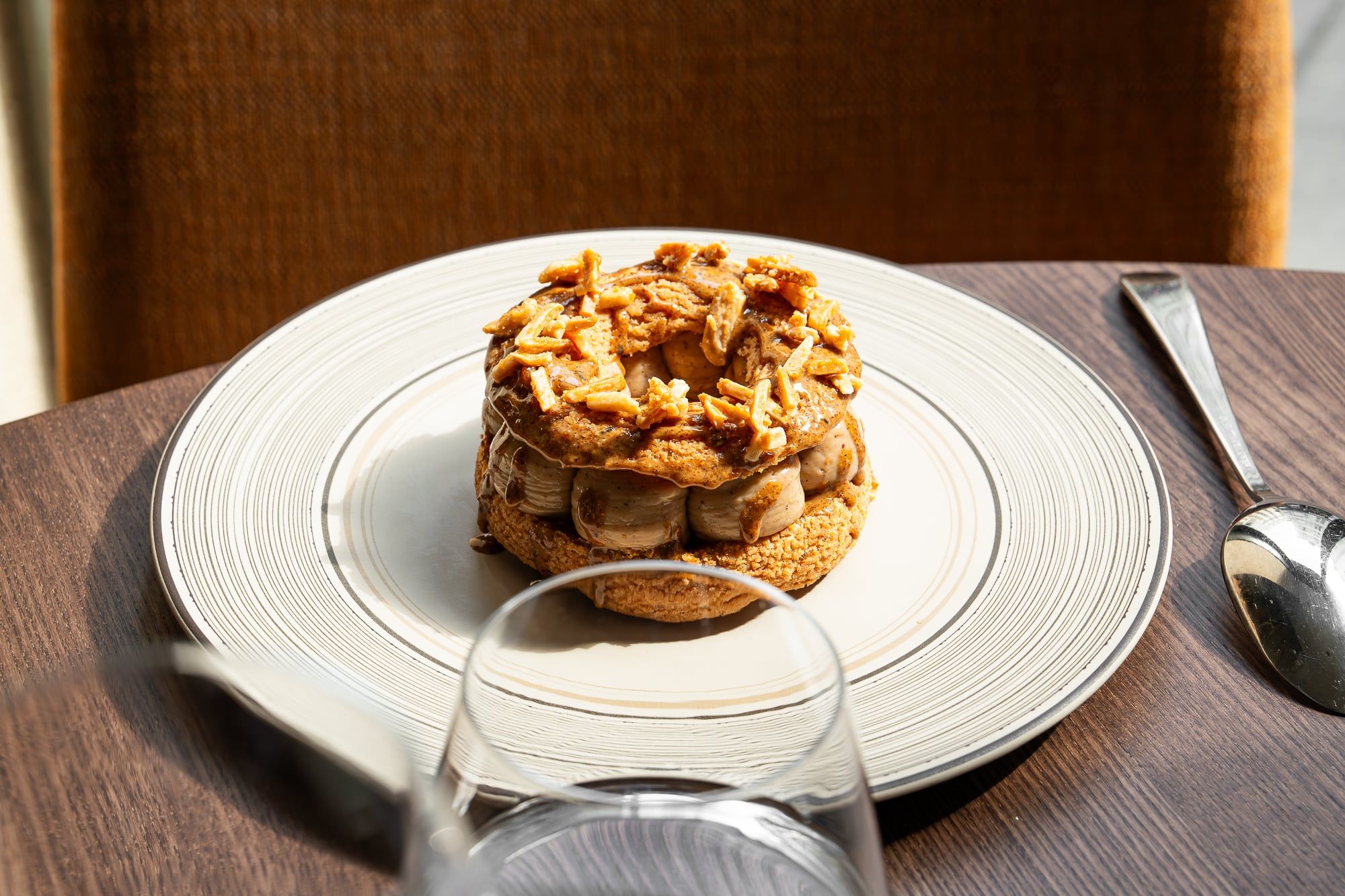 Dessert Paris Brest Signature du Restaurant Onyx Paris 9è